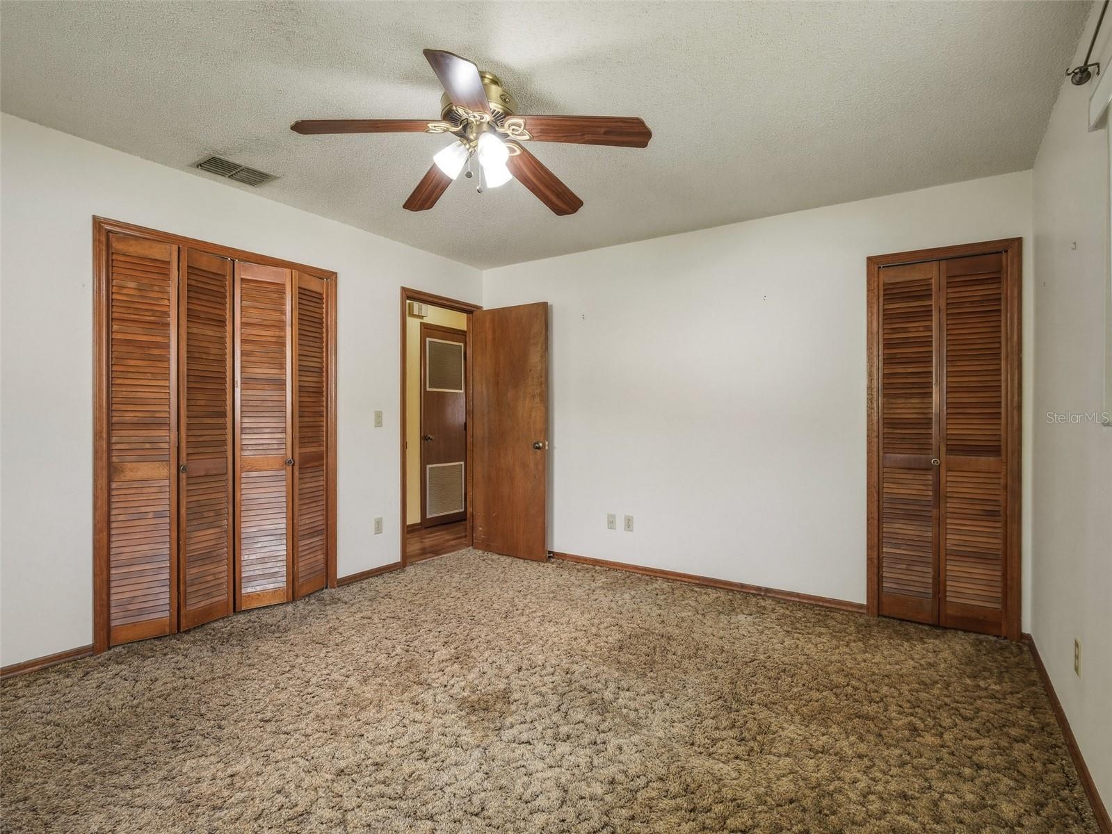 Image 30 of 38 For 1214 Victory Palm Drive