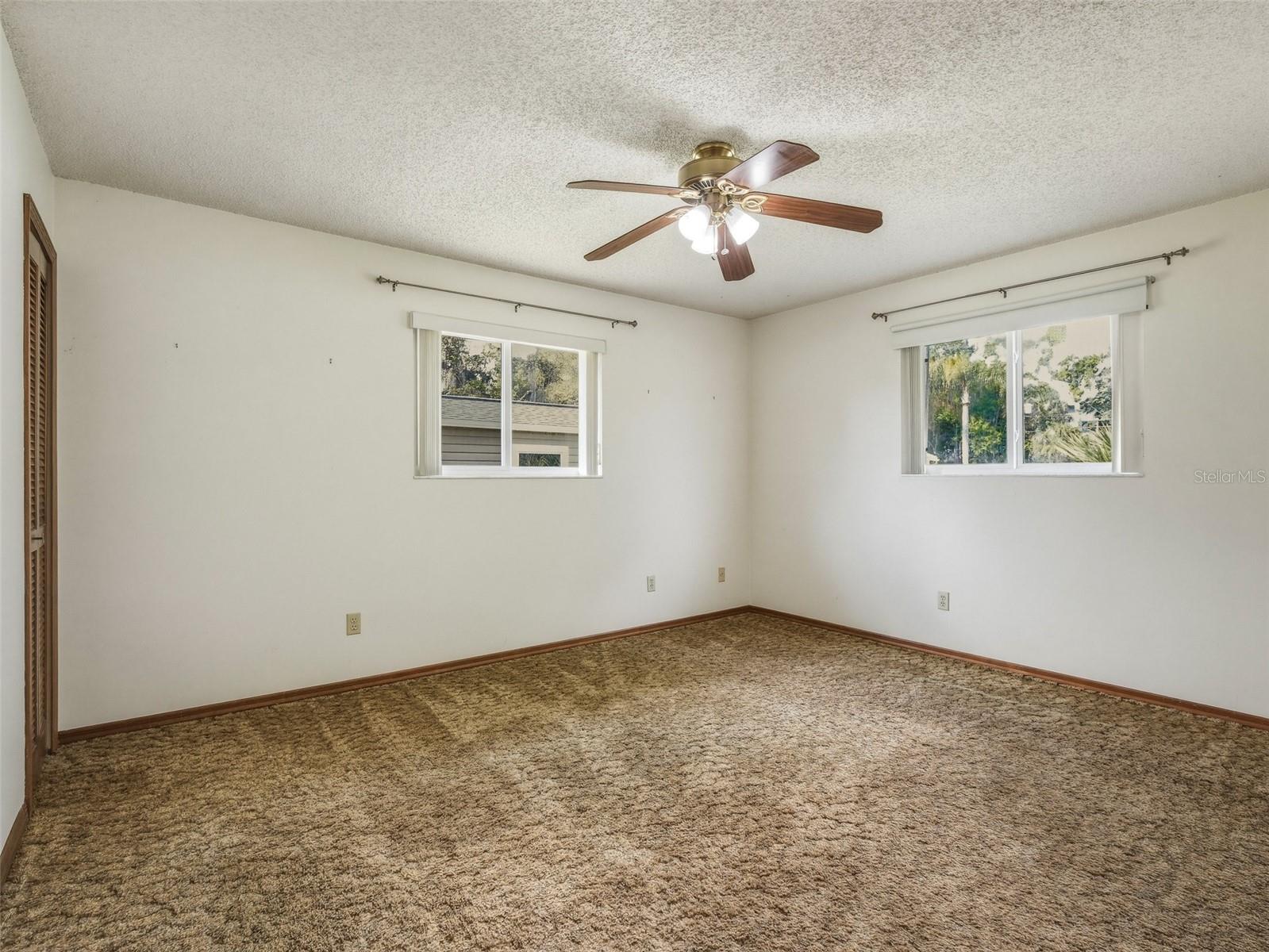 Image 31 of 38 For 1214 Victory Palm Drive