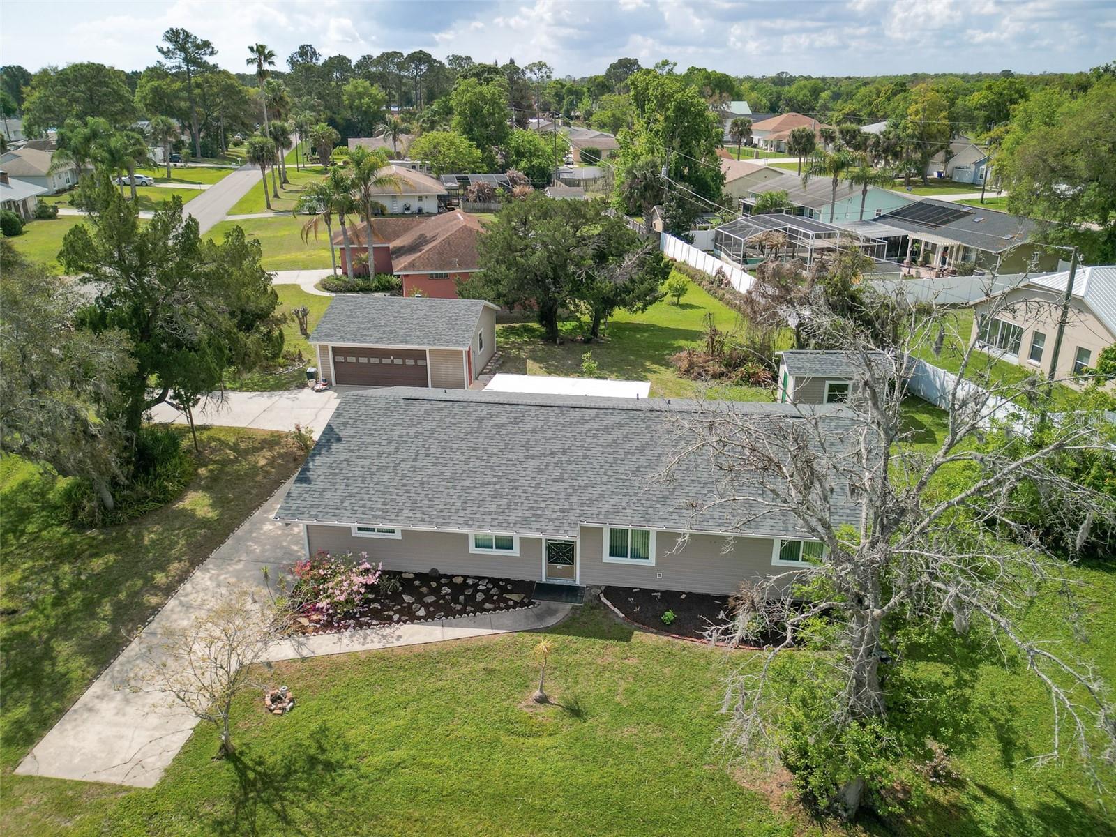 Image 33 of 38 For 1214 Victory Palm Drive