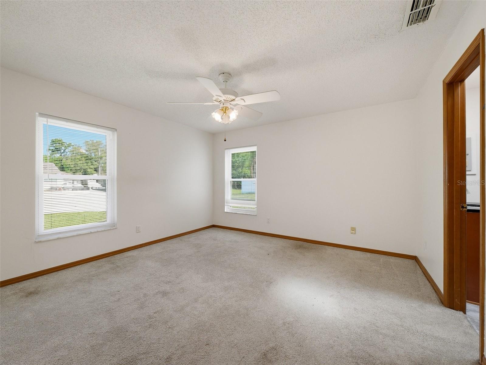 Image 20 of 33 For 3303 Orange Tree Drive