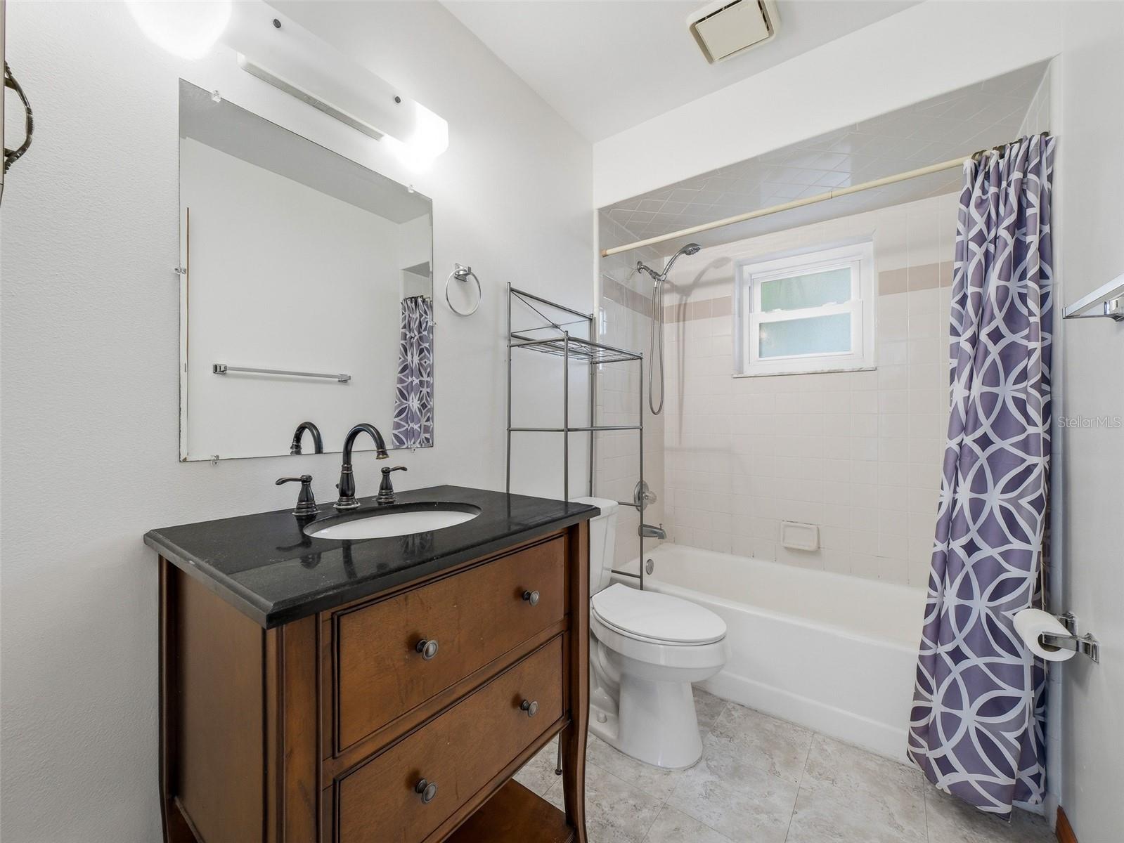 Image 26 of 33 For 3303 Orange Tree Drive