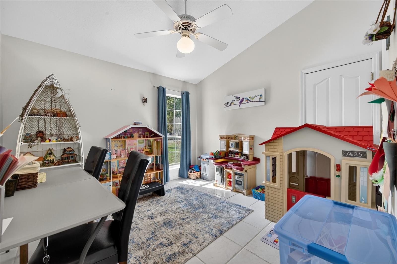 Image 15 of 41 For 2225 Juanita Drive