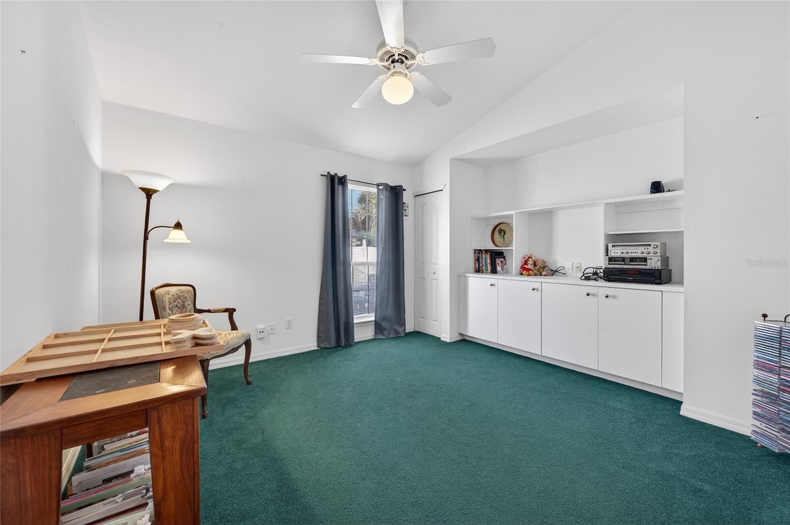 Image 17 of 41 For 2225 Juanita Drive