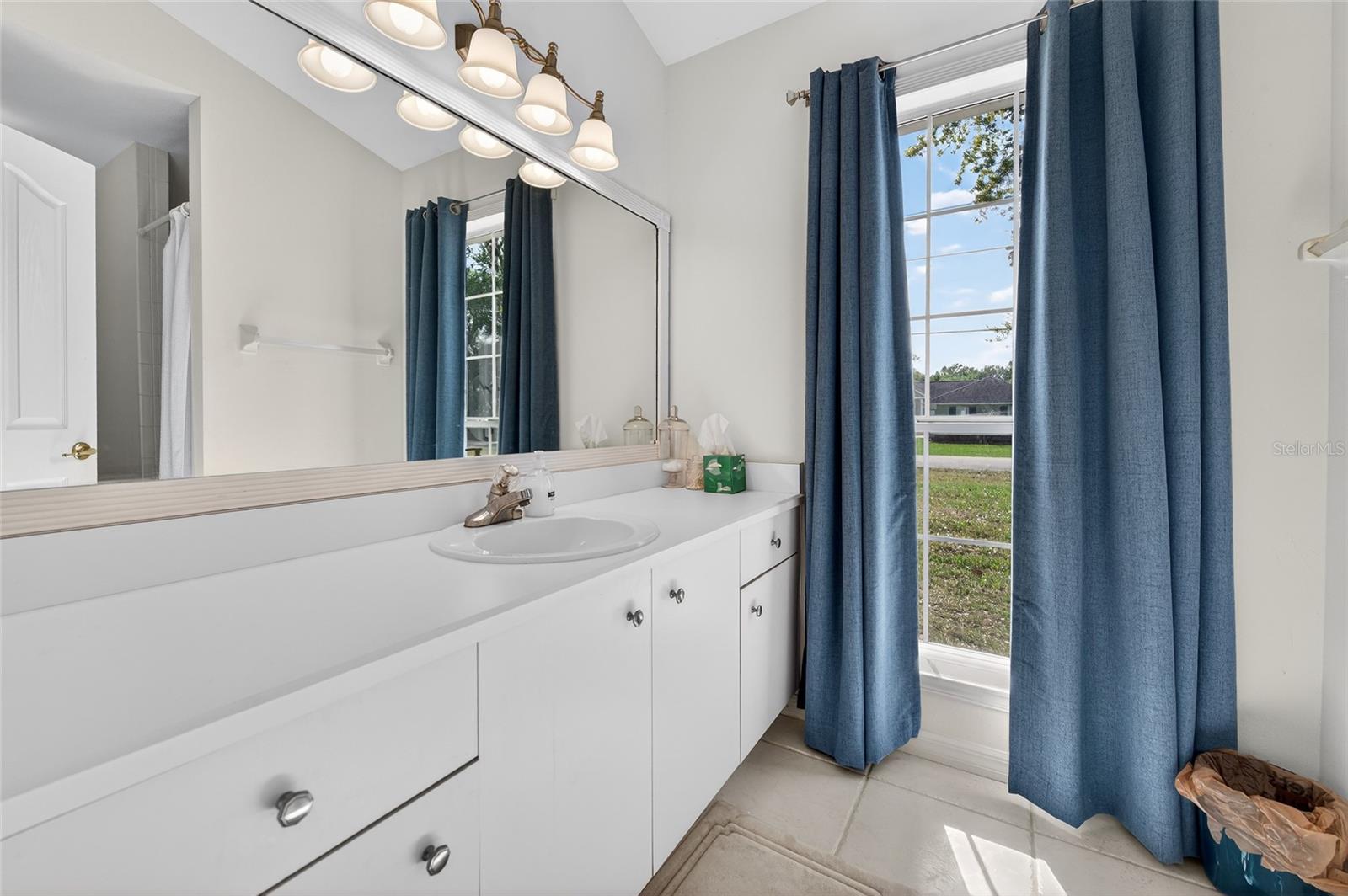 Image 20 of 41 For 2225 Juanita Drive