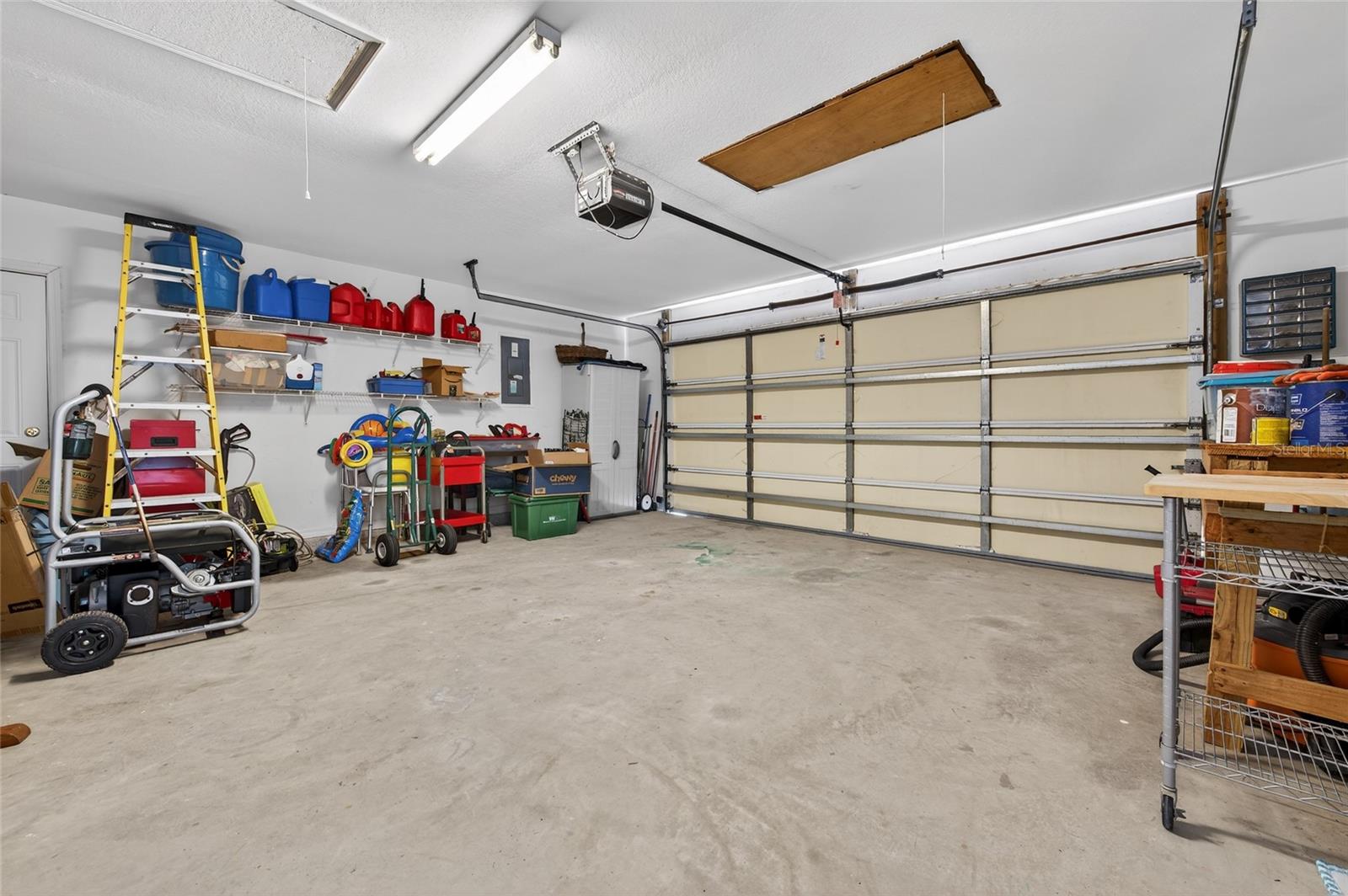 Image 25 of 41 For 2225 Juanita Drive