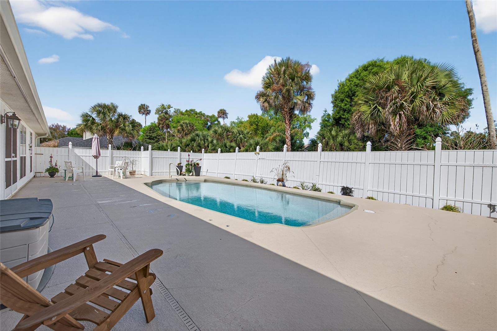 Image 3 of 41 For 2225 Juanita Drive