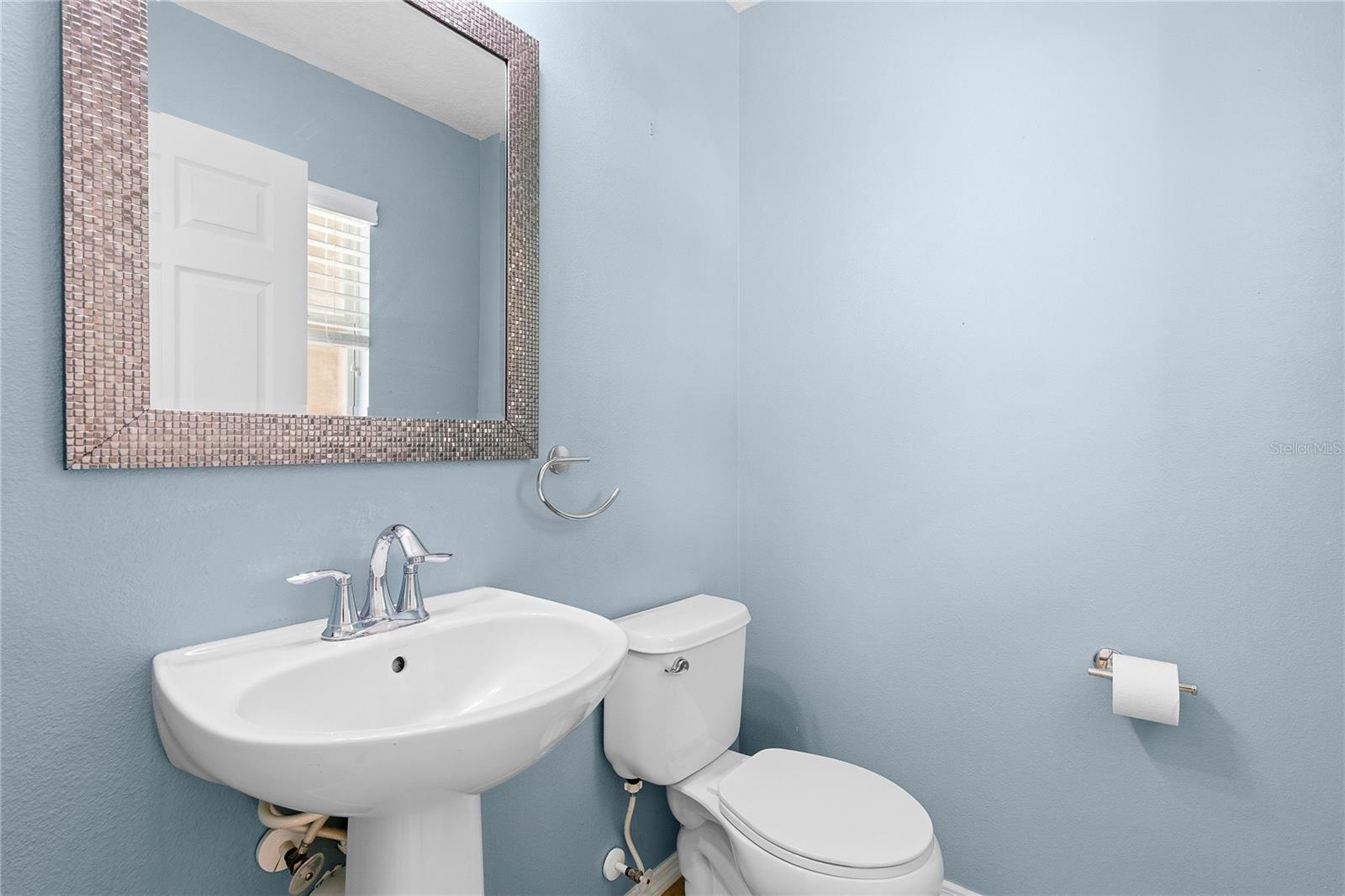 Image 17 of 46 For 513 Mount Olympus Boulevard