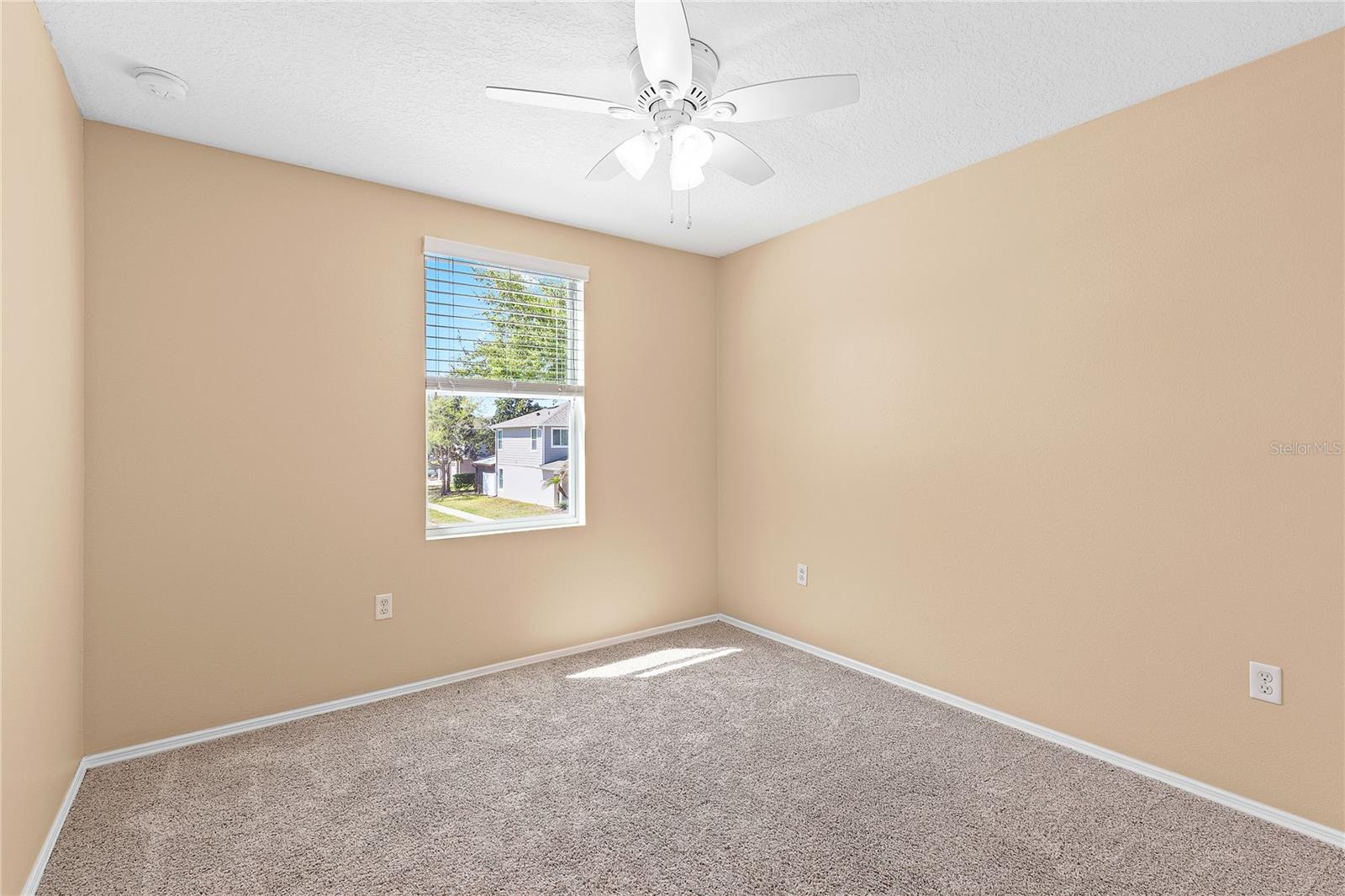 Image 26 of 46 For 513 Mount Olympus Boulevard