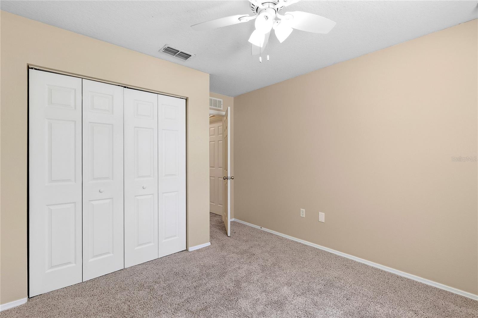 Image 27 of 46 For 513 Mount Olympus Boulevard