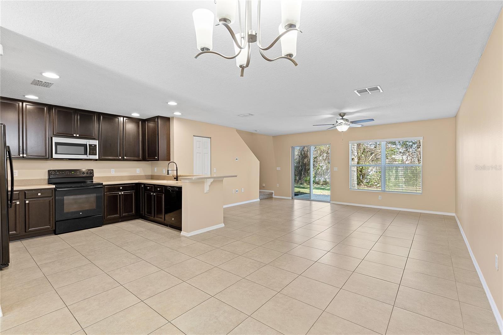 Image 6 of 46 For 513 Mount Olympus Boulevard