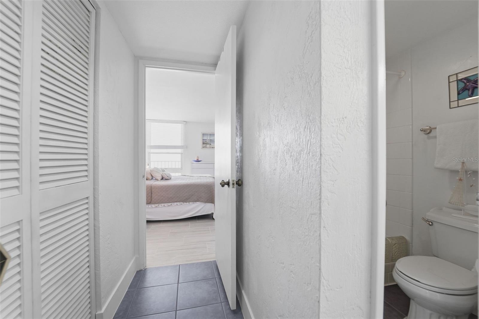 Image 15 of 37 For 3047 Atlantic Avenue 1205