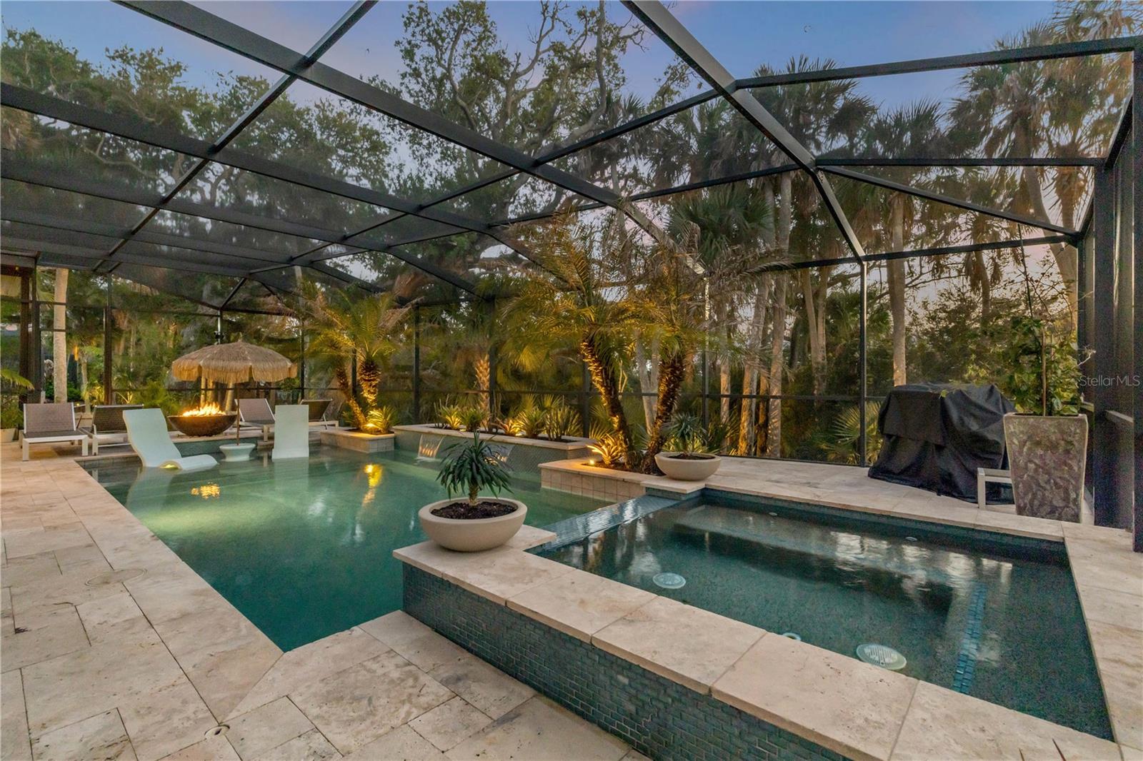 Listing photo id 9 for 1502 Saxon Drive