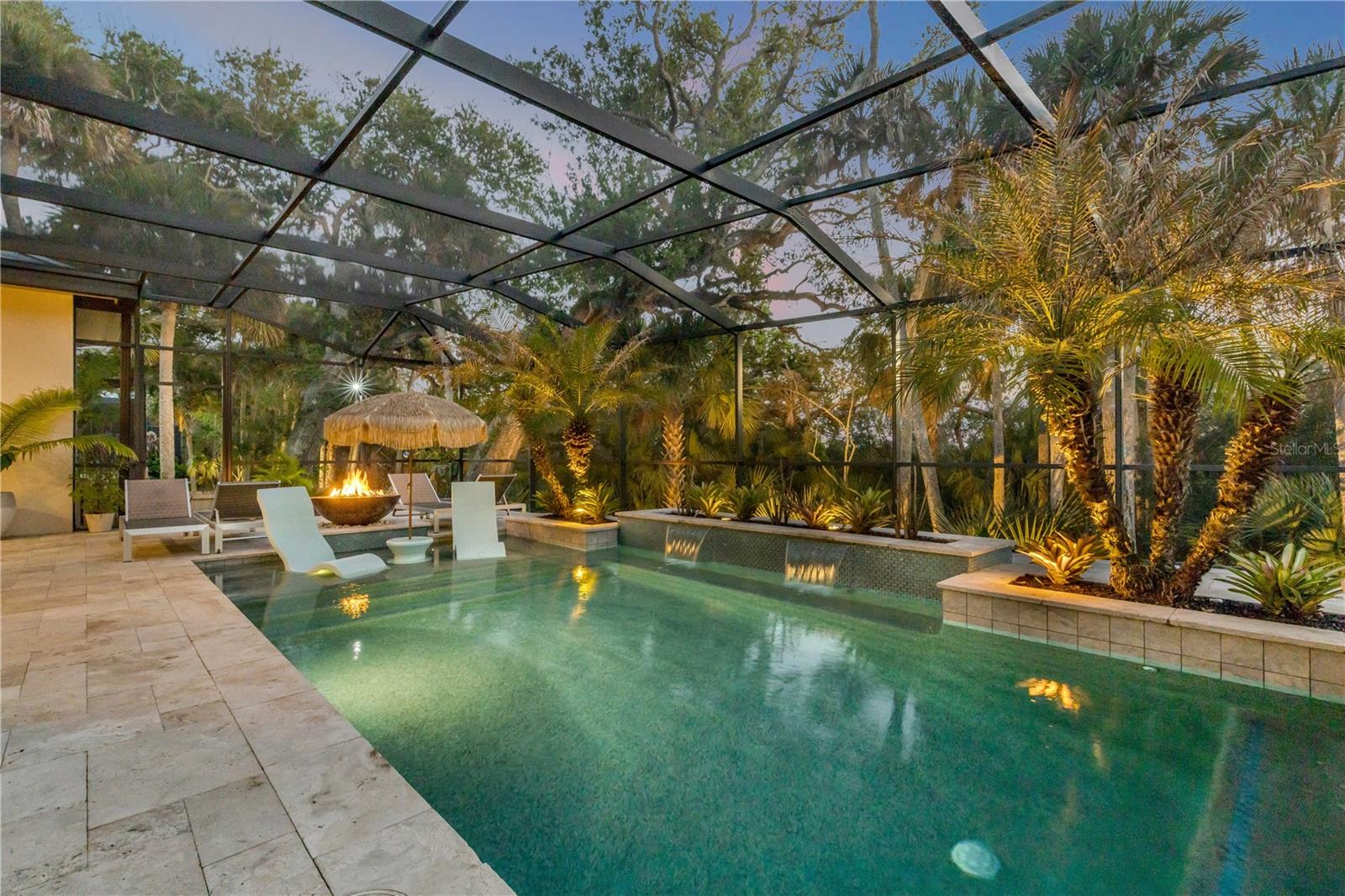 Listing photo id 10 for 1502 Saxon Drive