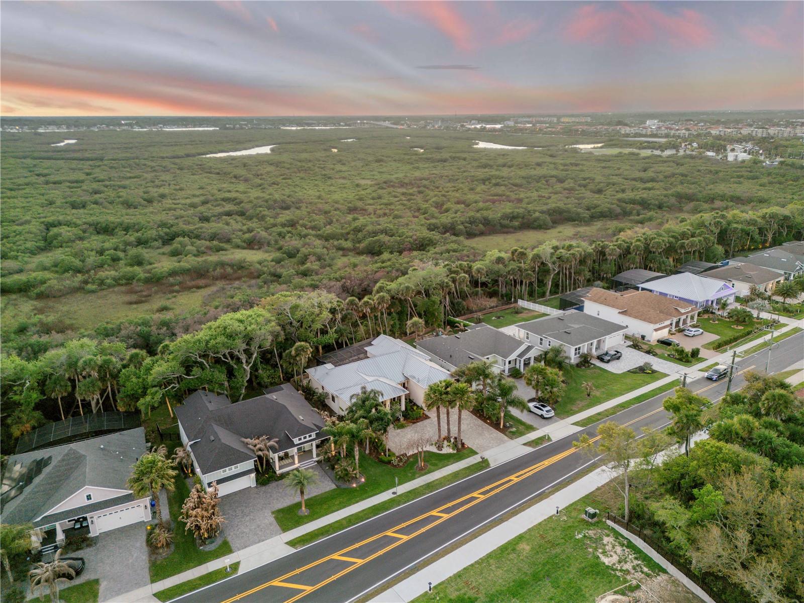 Listing photo id 18 for 1502 Saxon Drive