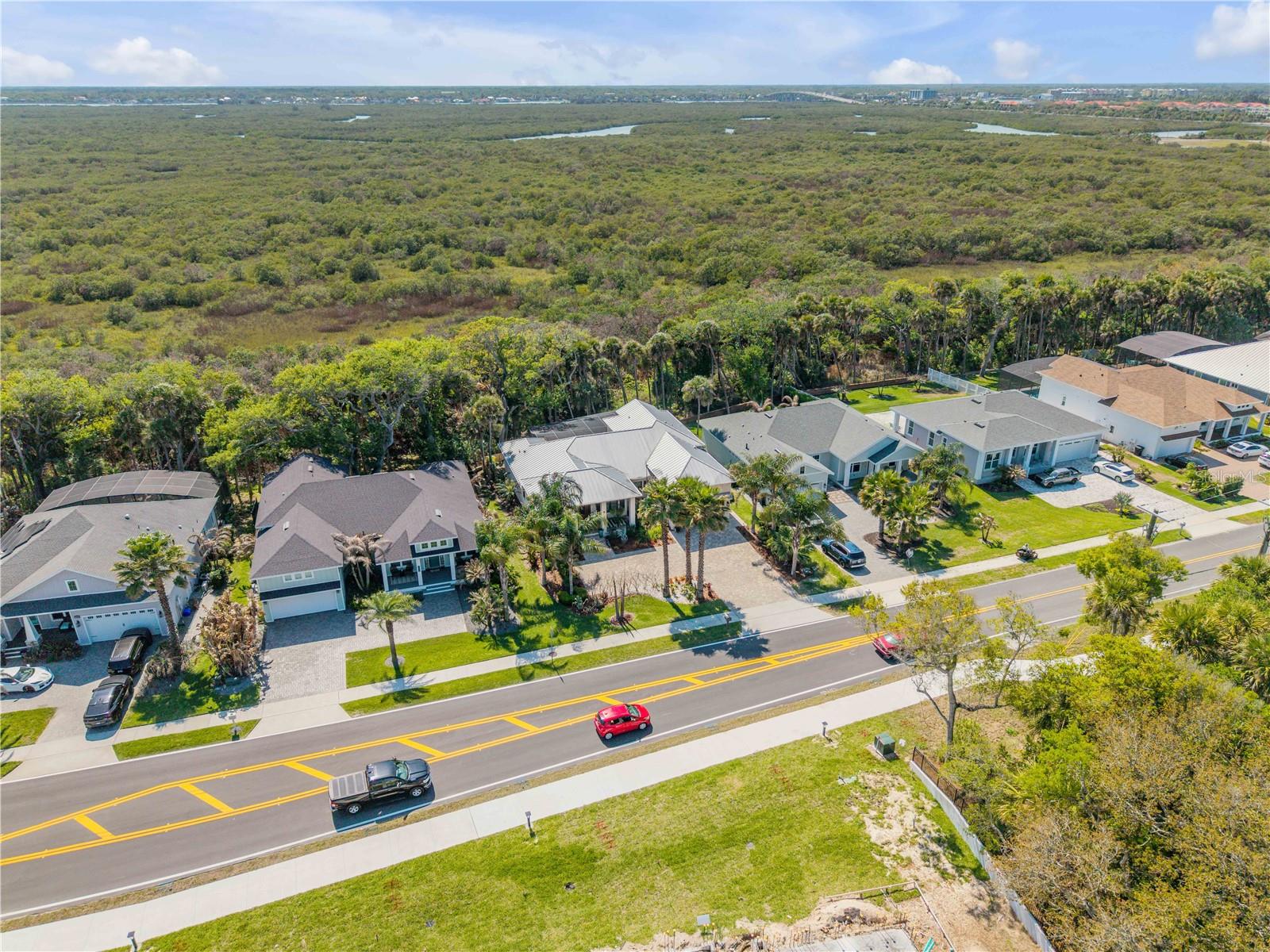 Listing photo id 63 for 1502 Saxon Drive