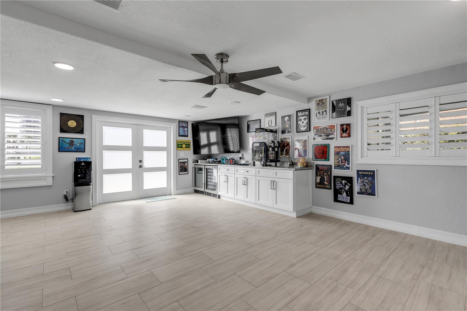 Listing photo id 37 for 444 Quay Assisi Court