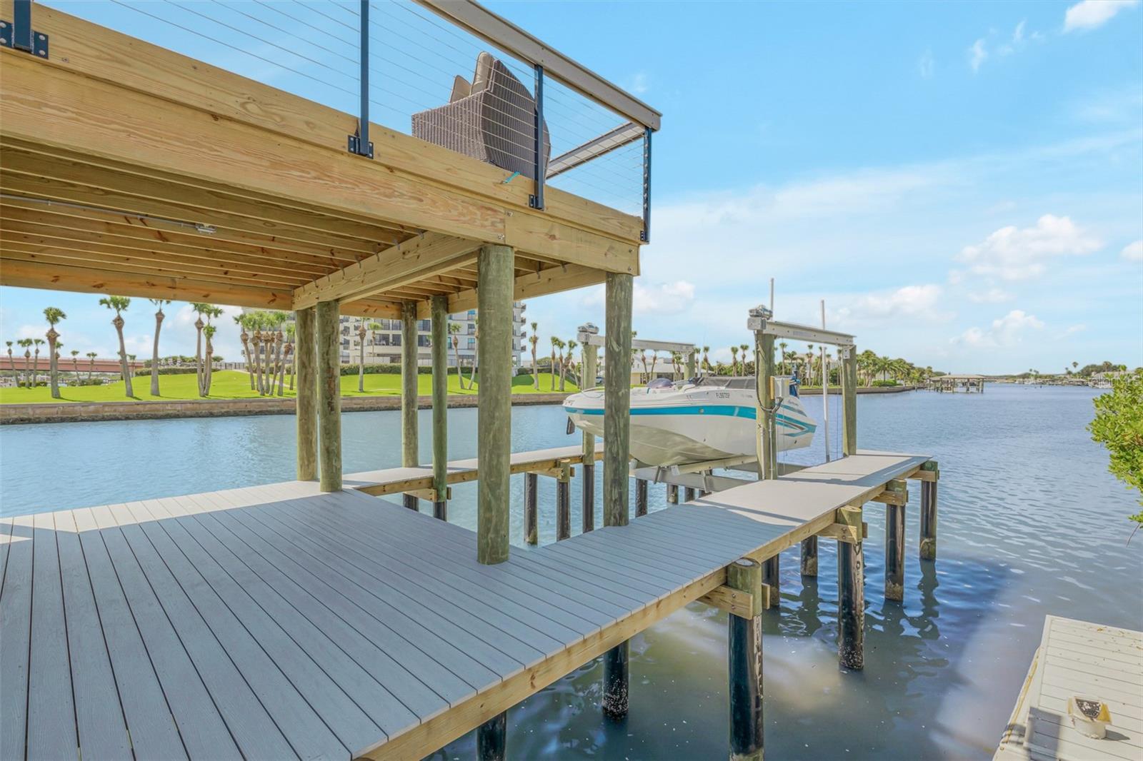 Listing photo id 71 for 444 Quay Assisi Court