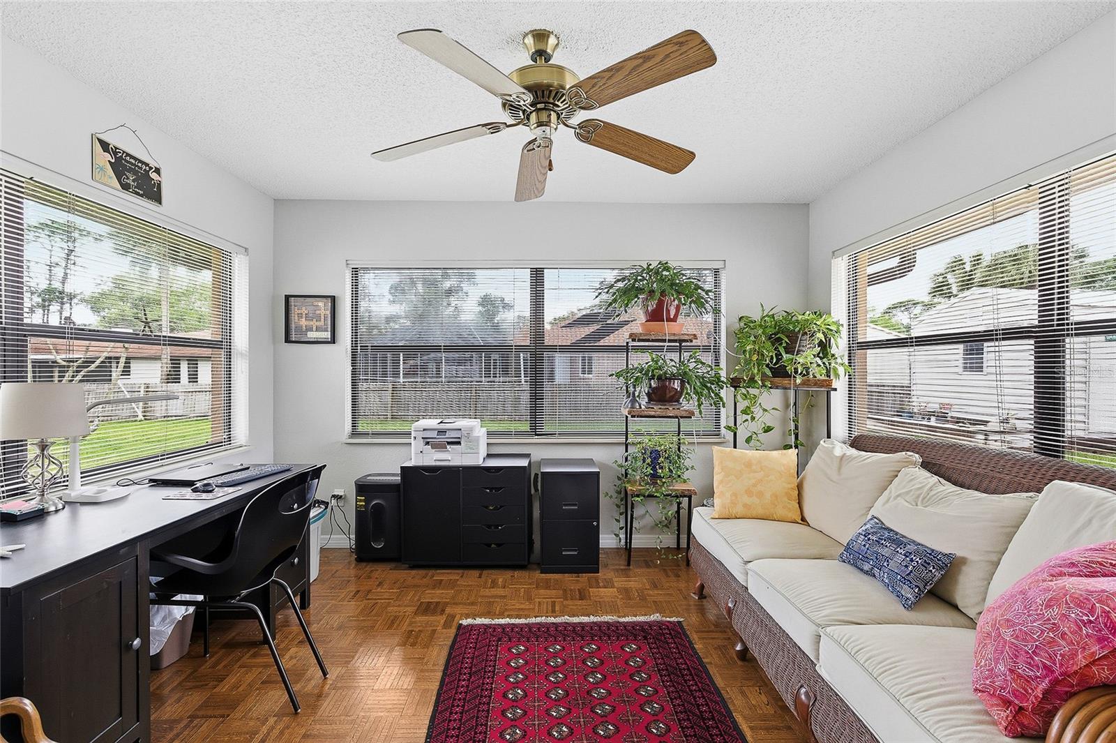 Image 10 of 40 For 2704 Sabal Palm Drive