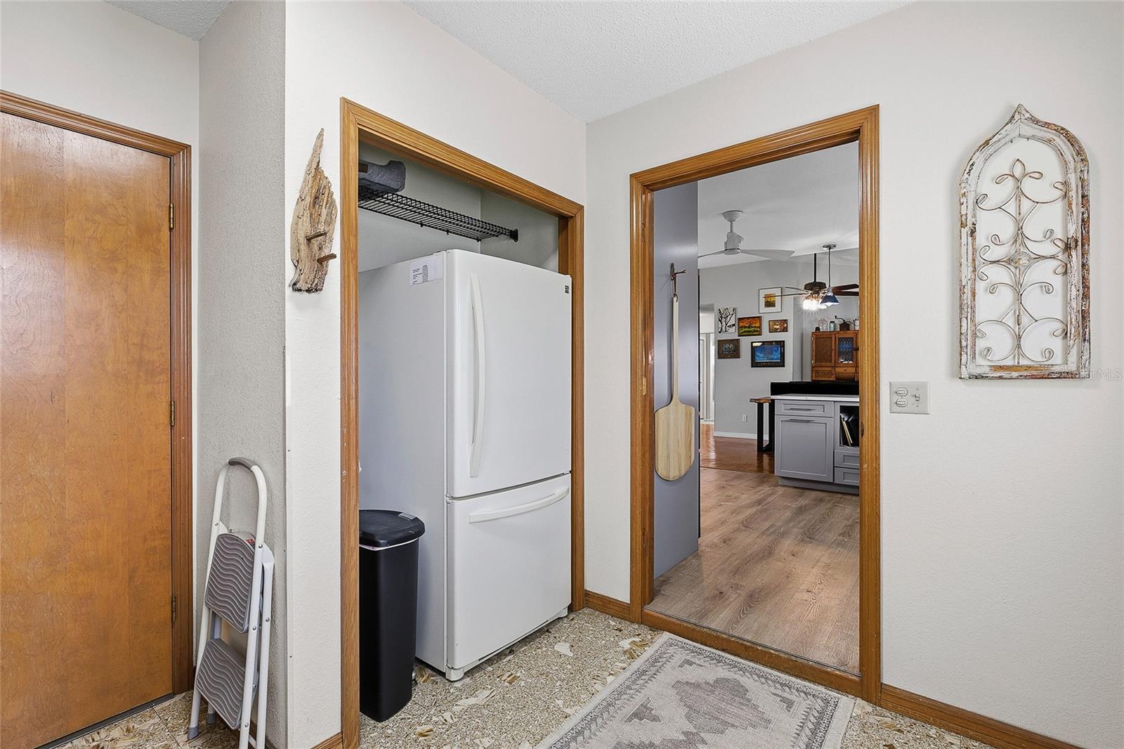 Image 29 of 40 For 2704 Sabal Palm Drive