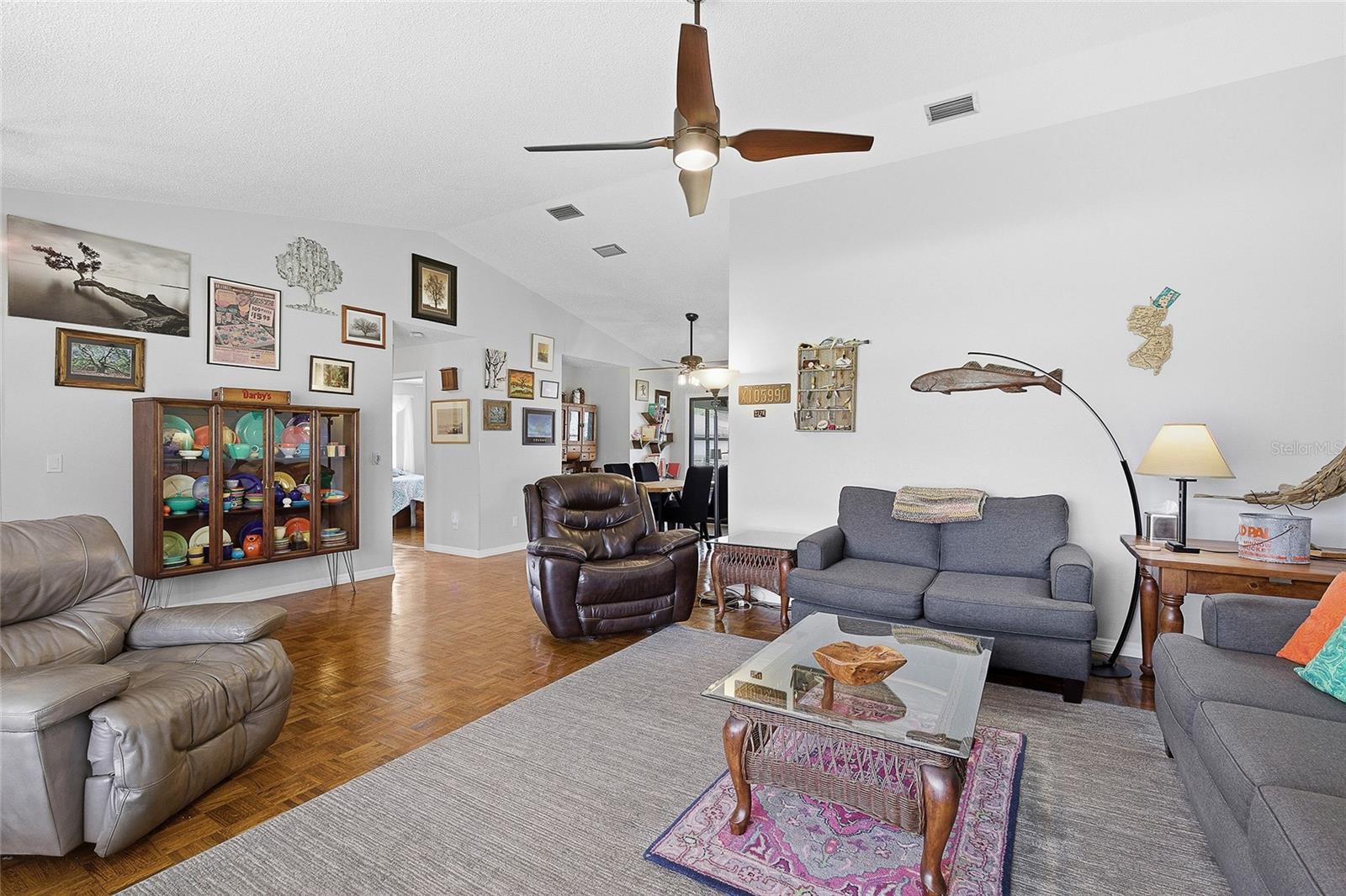 Image 3 of 40 For 2704 Sabal Palm Drive