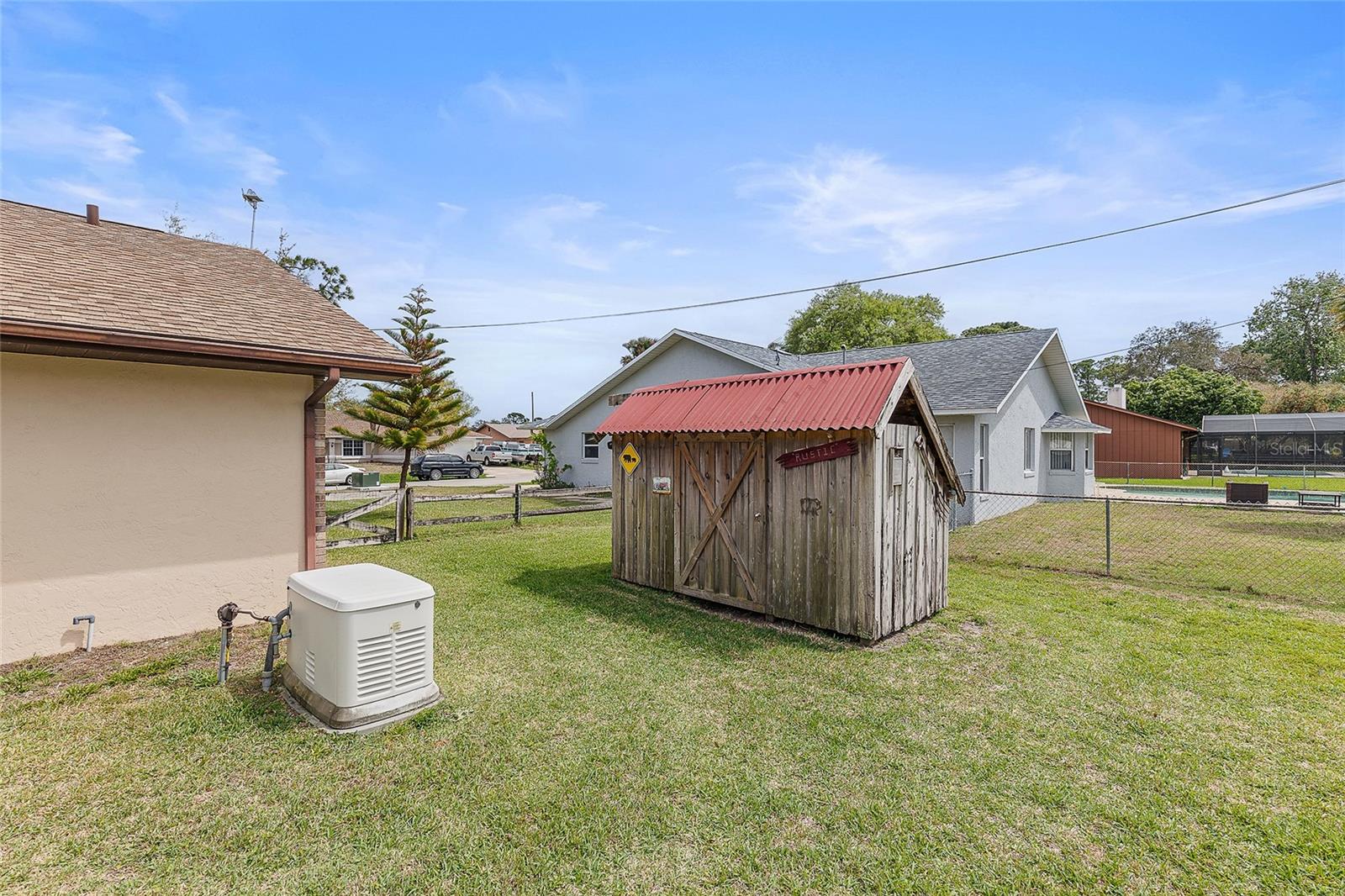 Image 37 of 40 For 2704 Sabal Palm Drive