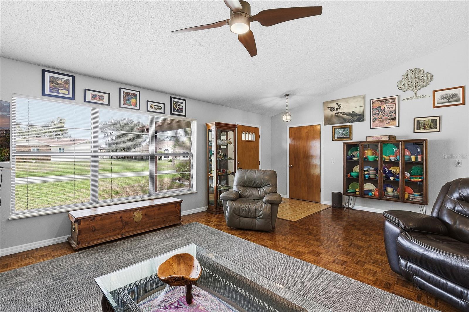 Image 4 of 40 For 2704 Sabal Palm Drive