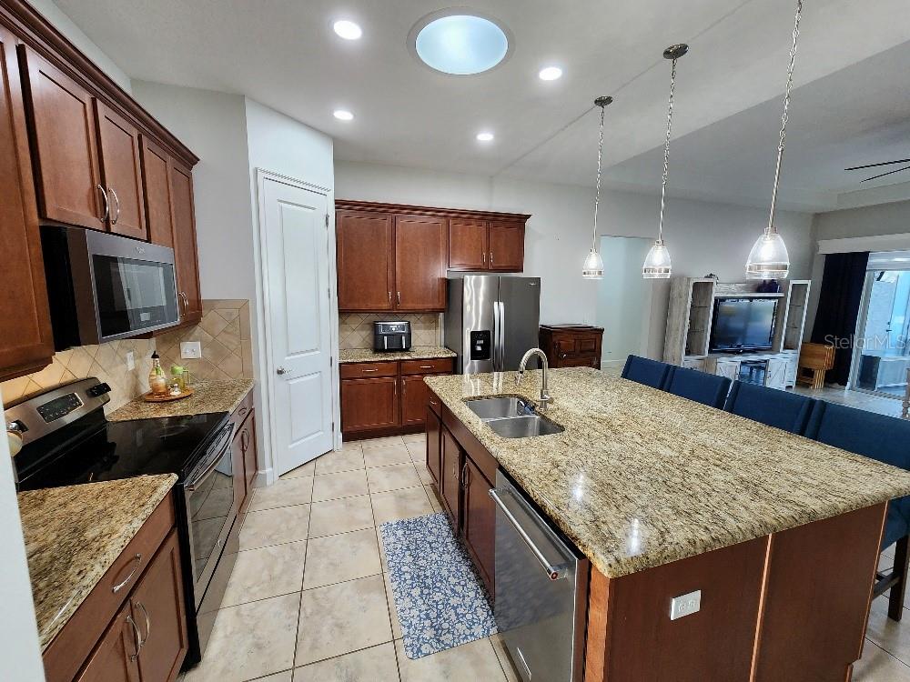 Image 4 of 31 For 6866 Forkmead Lane