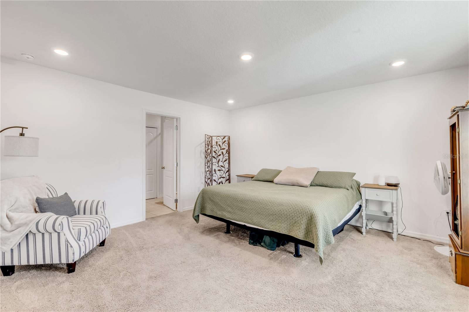 Image 32 of 55 For 2055 2nd Avenue