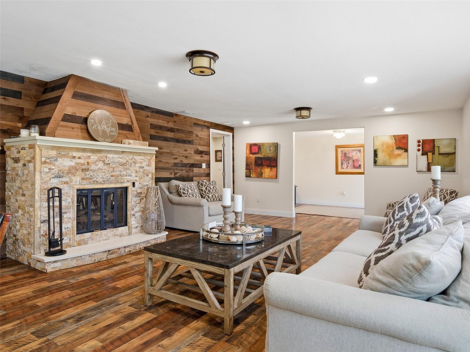 Image 14 of 51 For 428 Riverside Drive