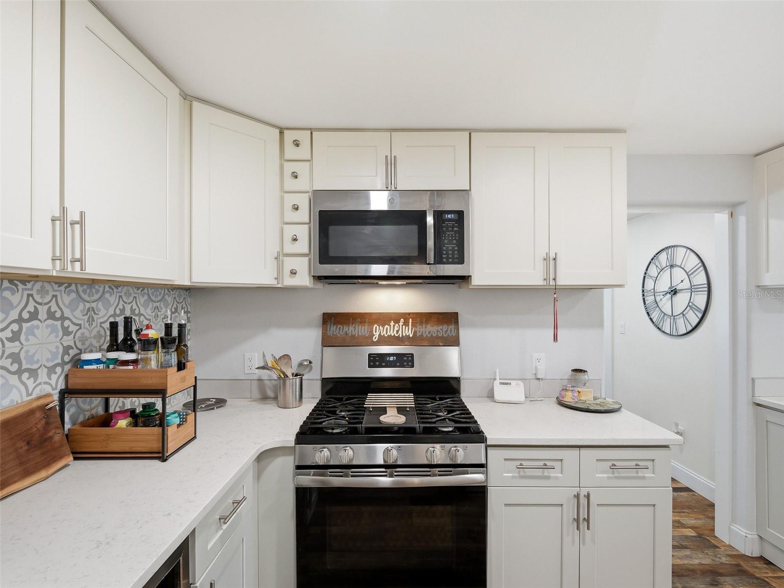 Image 24 of 51 For 428 Riverside Drive