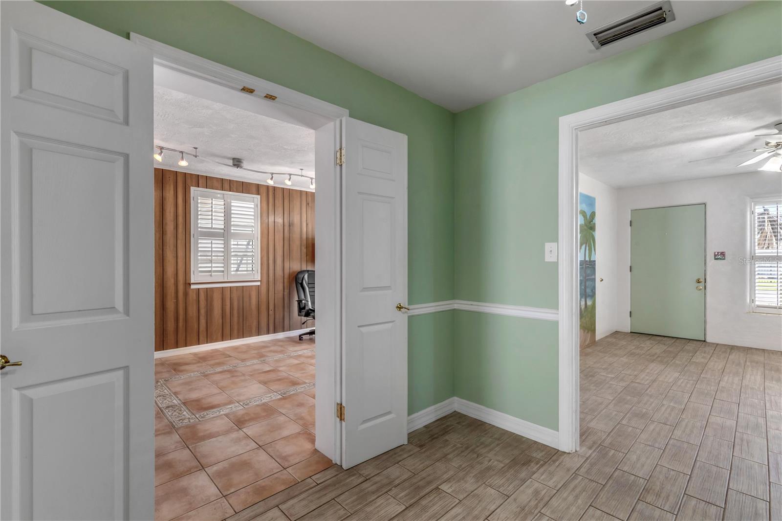 Image 10 of 64 For 1416 Southard Avenue