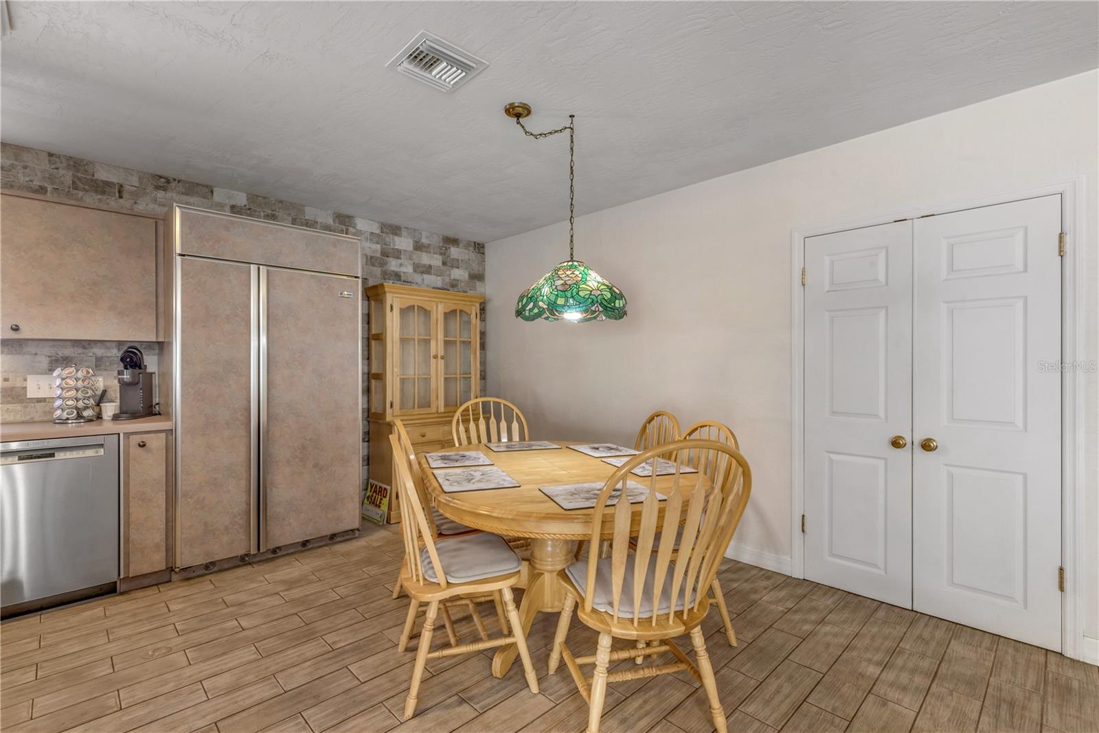 Image 15 of 64 For 1416 Southard Avenue