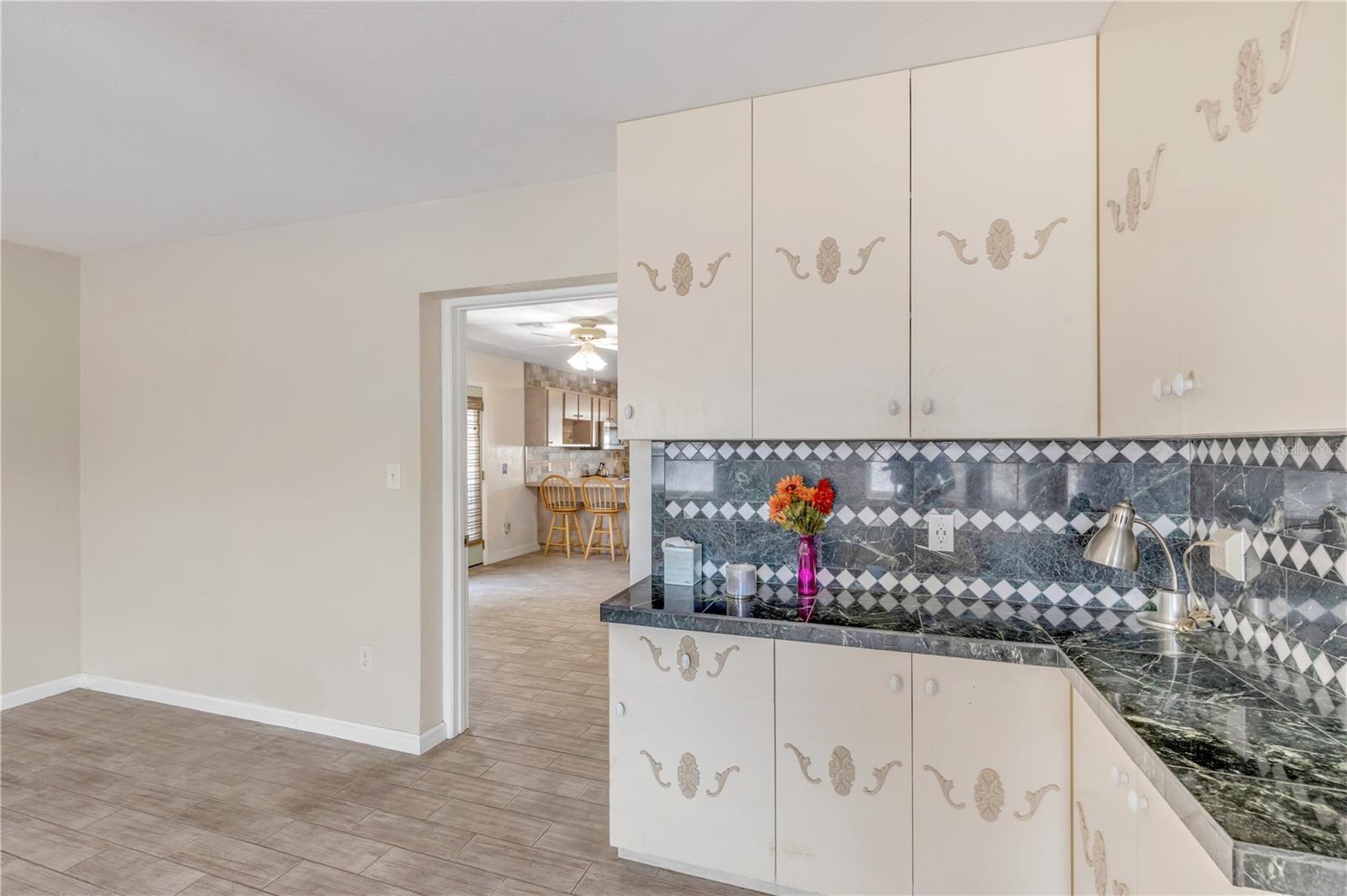 Image 34 of 64 For 1416 Southard Avenue