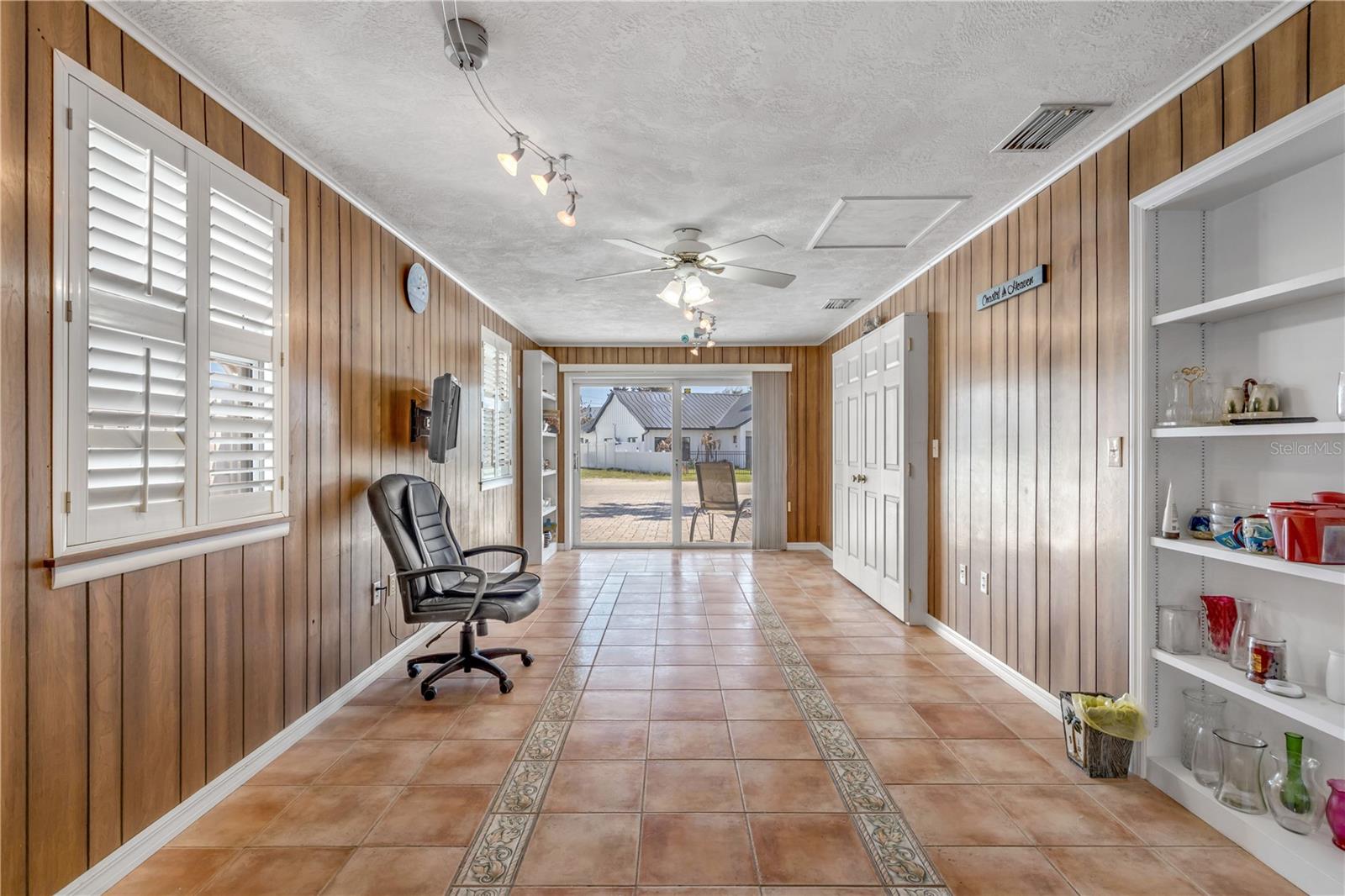 Image 37 of 64 For 1416 Southard Avenue