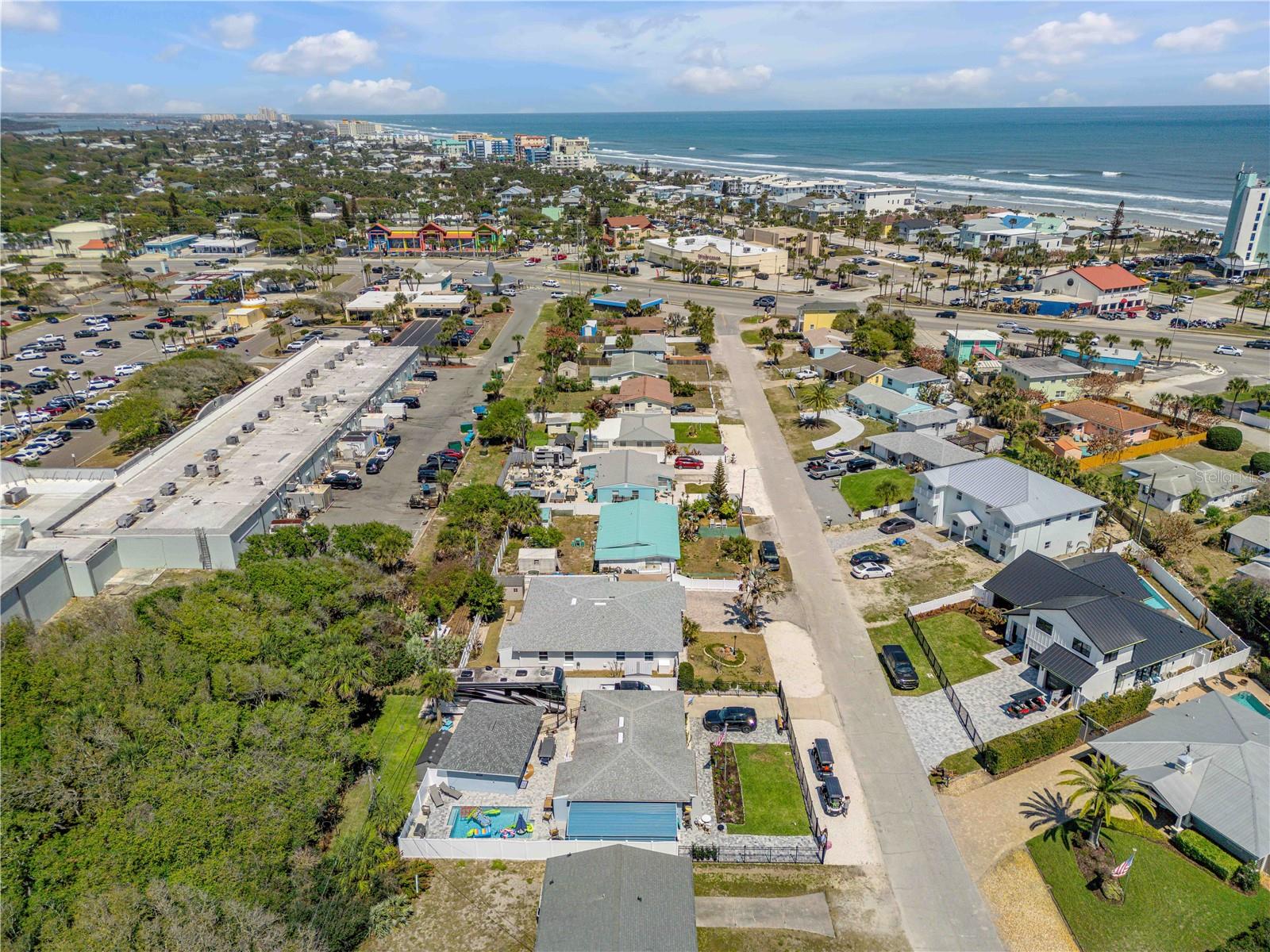 Image 56 of 64 For 1416 Southard Avenue