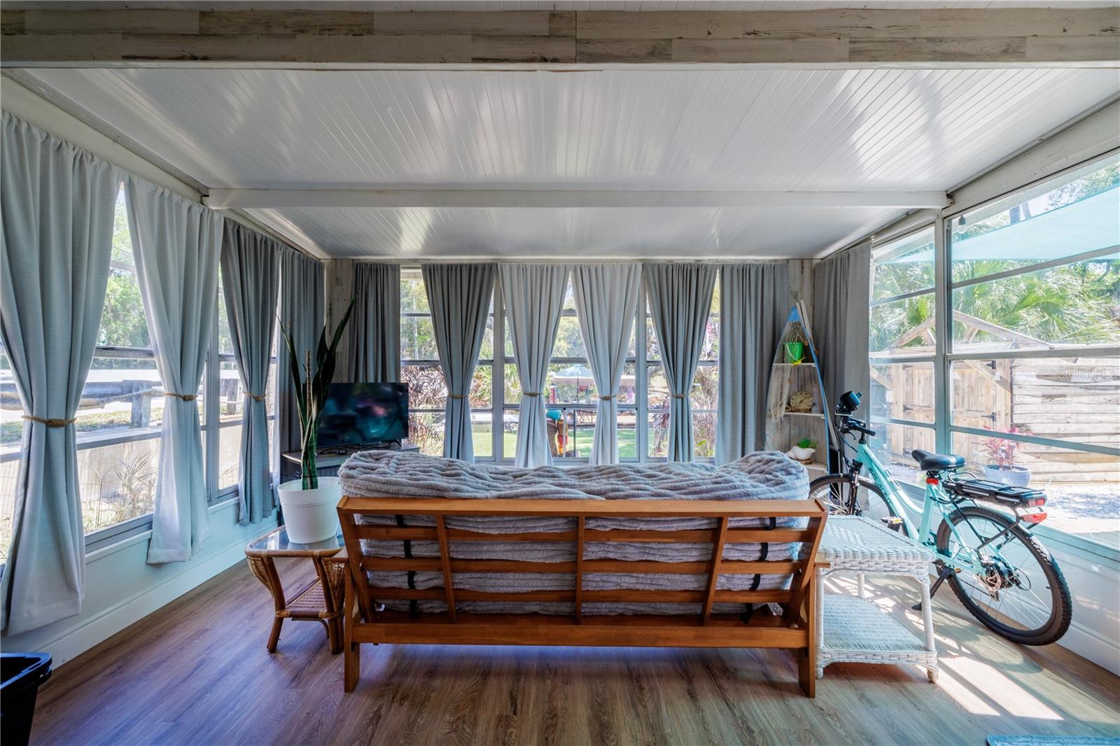 Image 24 of 55 For 69 Bayshore Drive