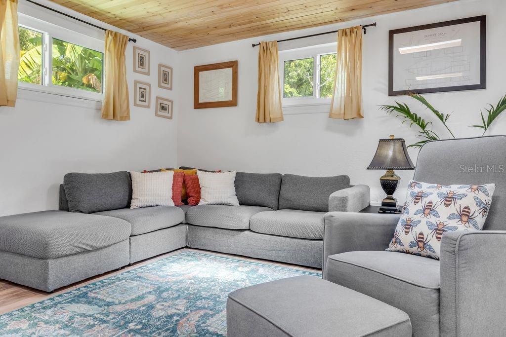 Image 12 of 31 For 115 Orange Avenue