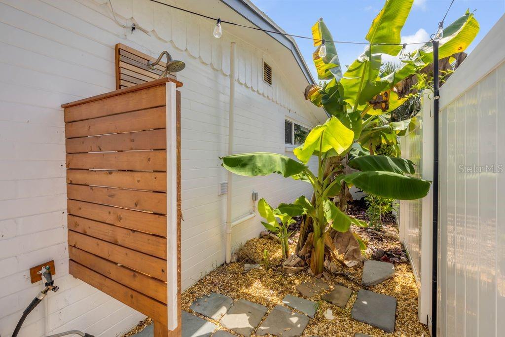 Image 23 of 31 For 115 Orange Avenue