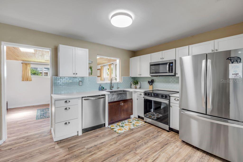 Image 8 of 31 For 115 Orange Avenue