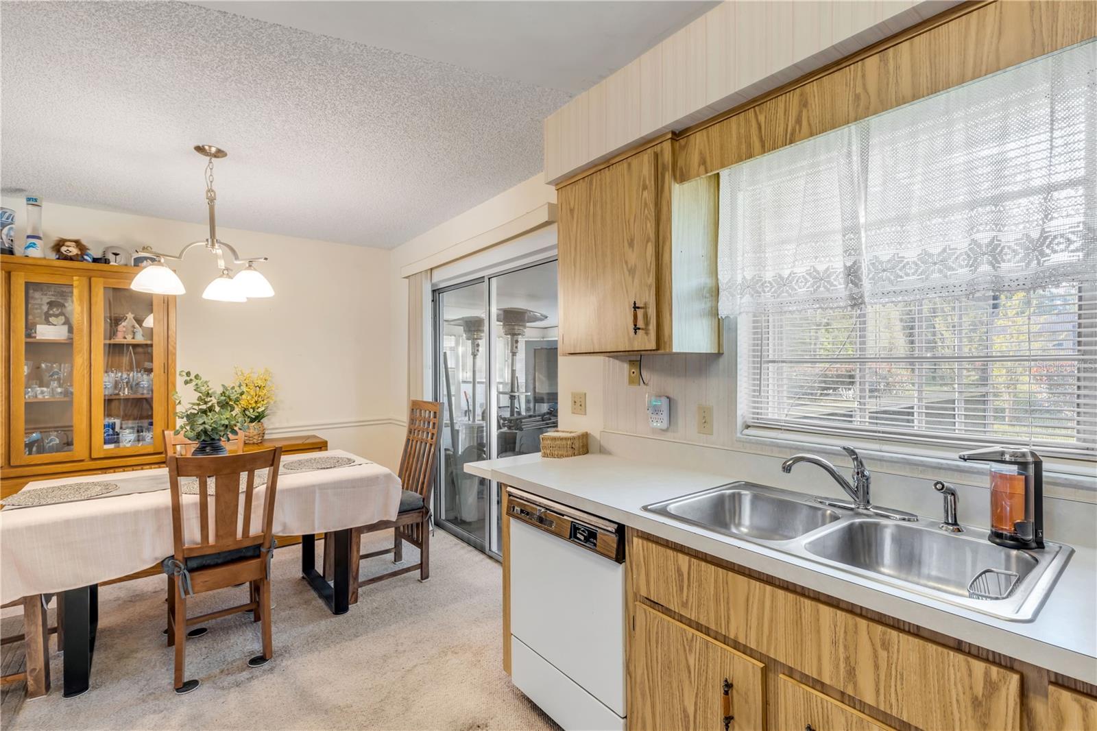 Image 21 of 45 For 1460 Chris Avenue