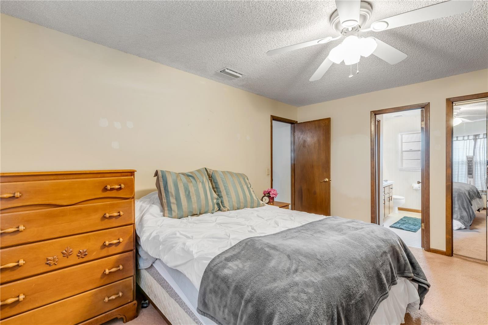 Image 23 of 45 For 1460 Chris Avenue