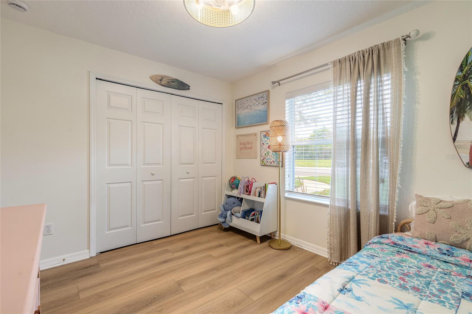 Image 22 of 36 For 983 Countryside West Boulevard