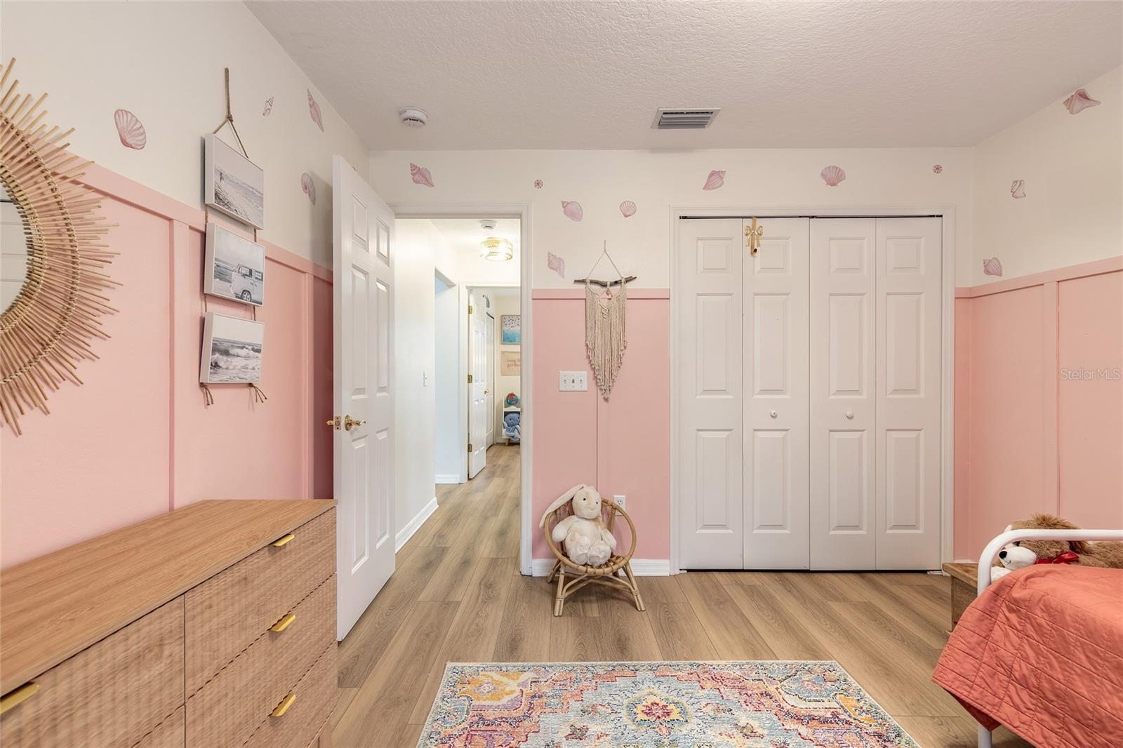 Image 25 of 36 For 983 Countryside West Boulevard