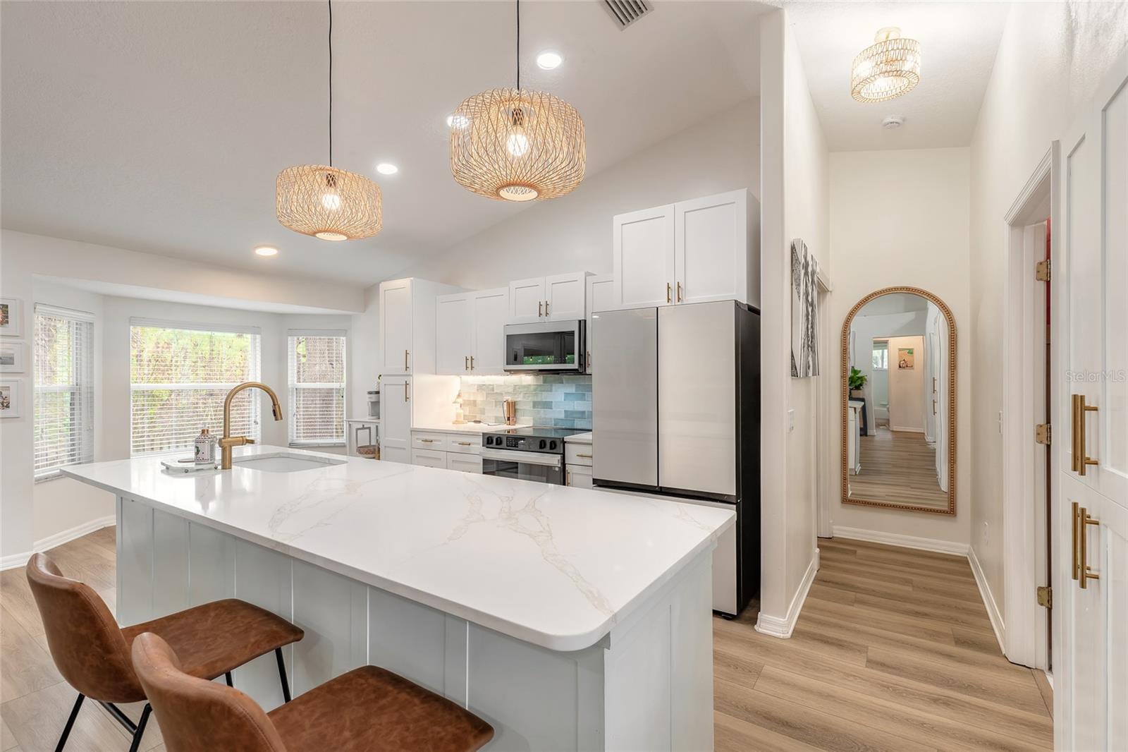 Image 9 of 36 For 983 Countryside West Boulevard