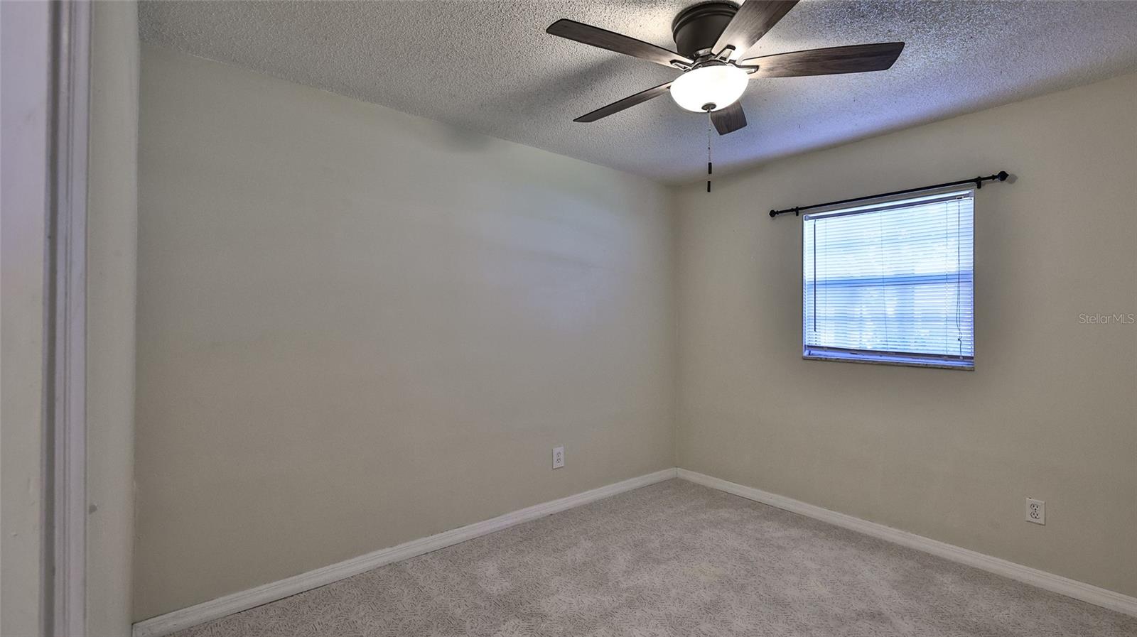 Image 14 of 28 For 1915 Umbrella Tree Drive