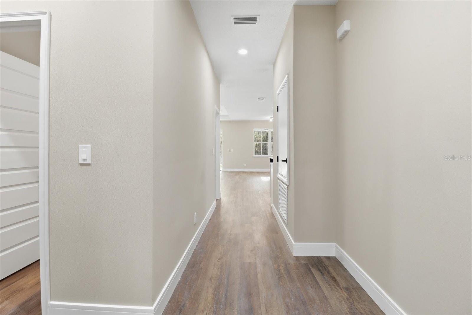 Image 6 of 46 For 19126 101st Street