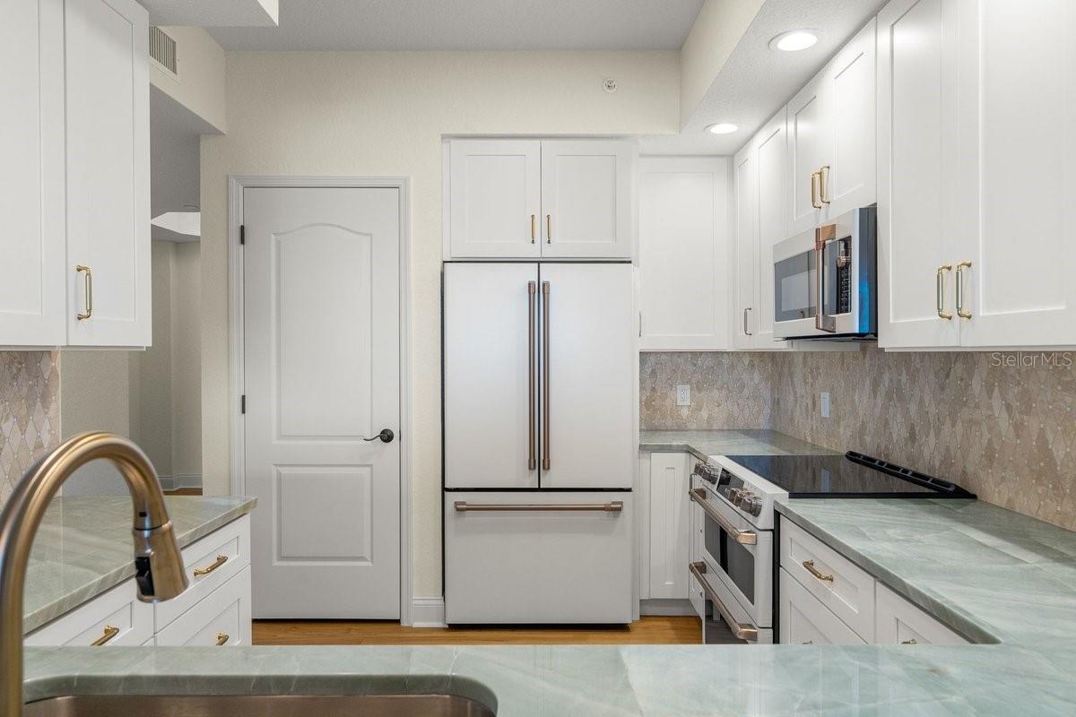 Image 6 of 35 For 255 Minorca Beach Way 704