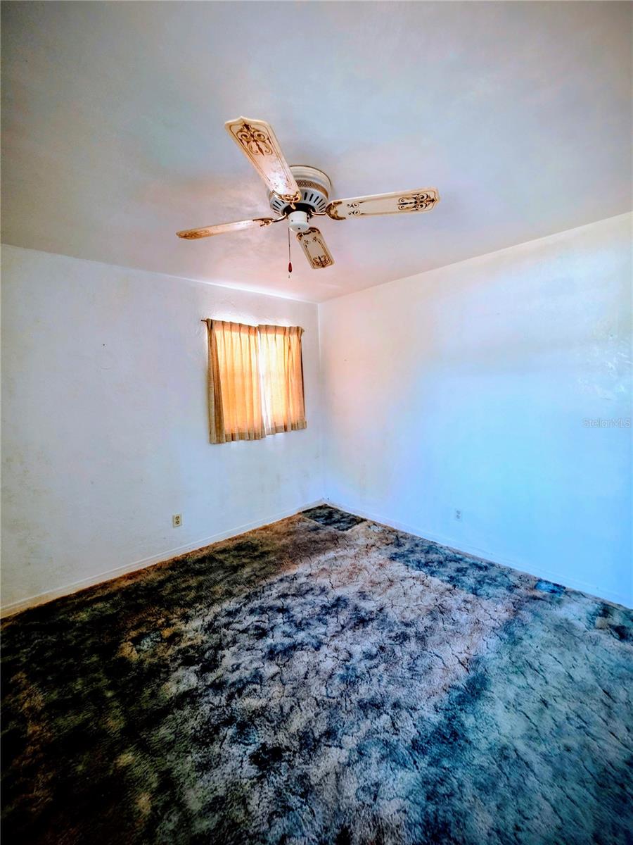 Image 11 of 13 For 720 Berkshire Road