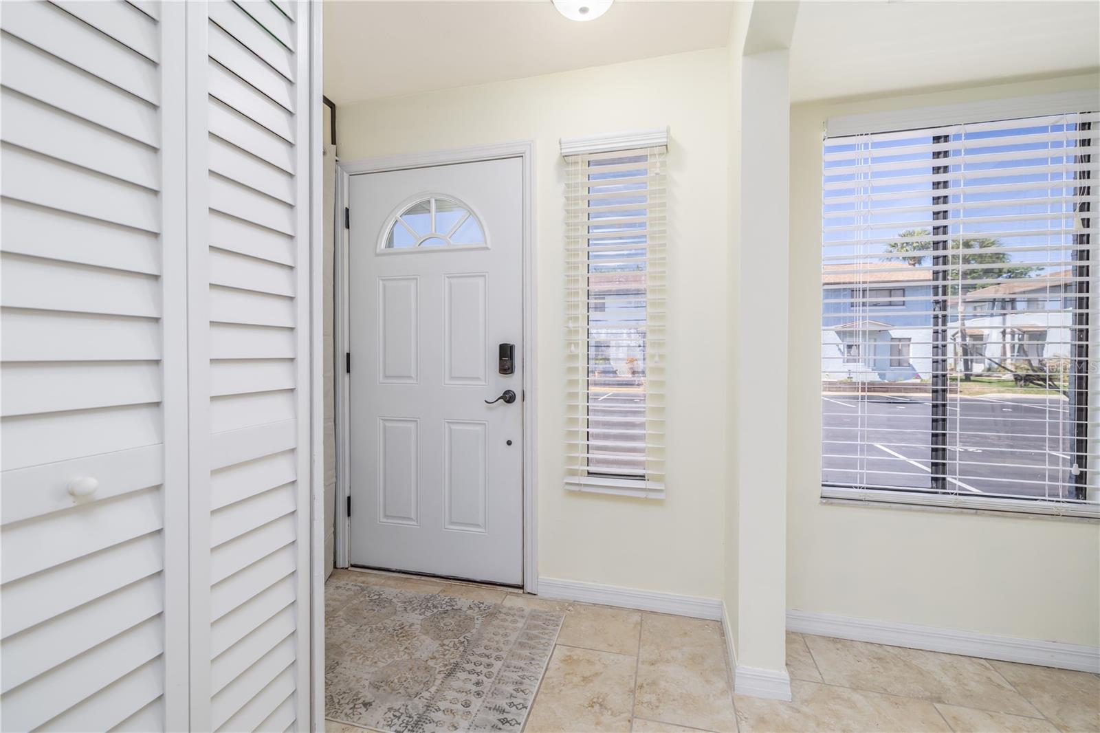 Image 3 of 25 For 3333 Ridgewood Avenue 27g