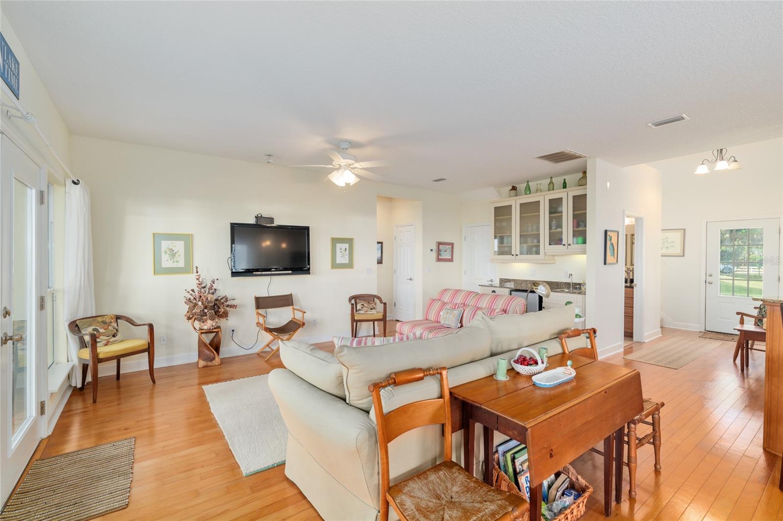 Image 16 of 100 For 2499 30th Street